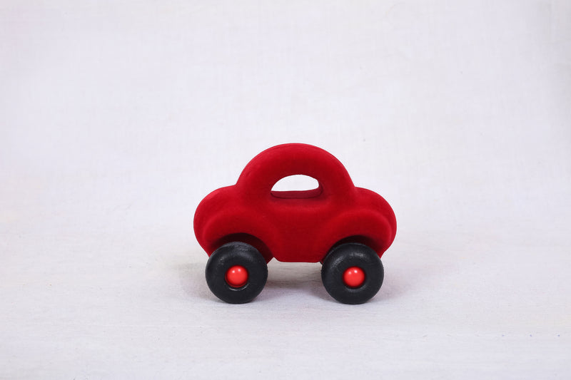 The Little Wholedout Car (0 to 10 years)(Non-Toxic Rubber Toys)